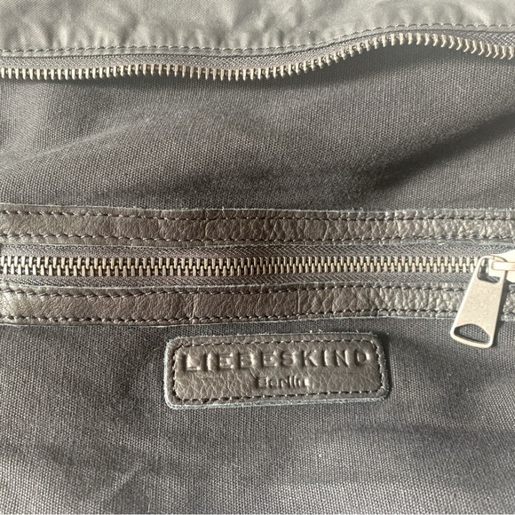 LIEBESKIND Berlin Handbag - Picture 5 of 9